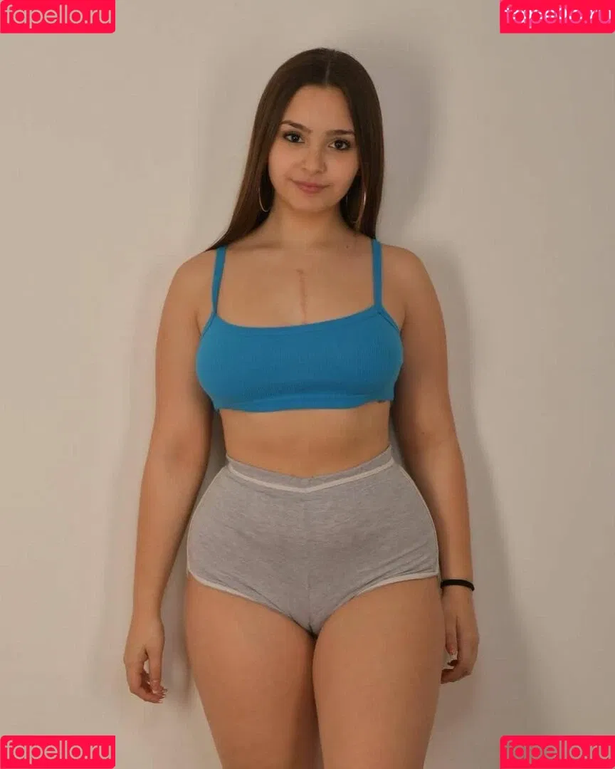 Camila Nerea Gonzalez Onlyfans Photo Gallery 