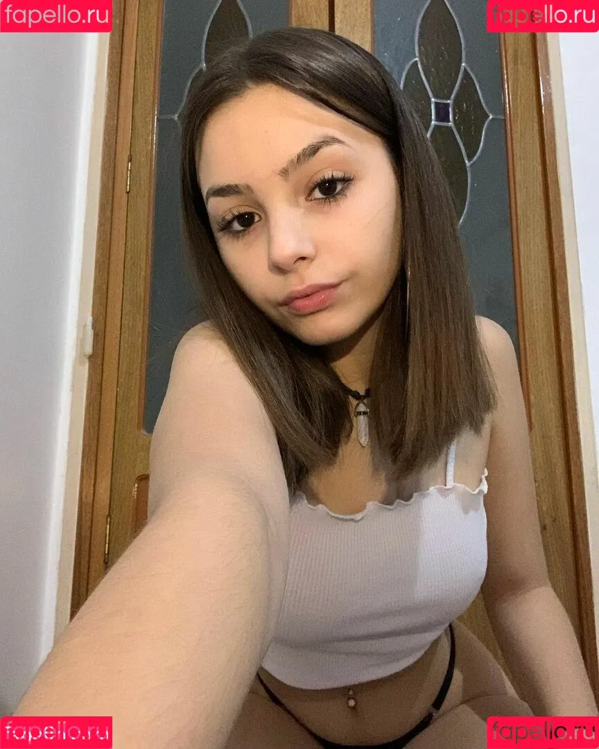 Camila Nerea Gonzalez Onlyfans Photo Gallery 