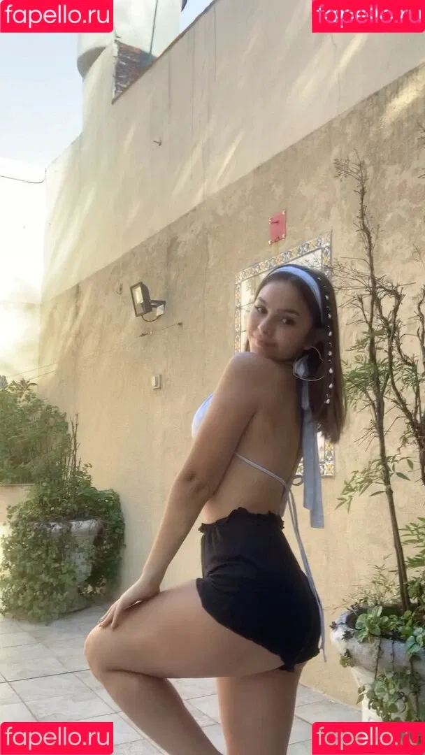 Camila Nerea Gonzalez Onlyfans Photo Gallery 