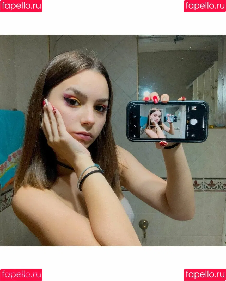 Camila Nerea Gonzalez Onlyfans Photo Gallery 