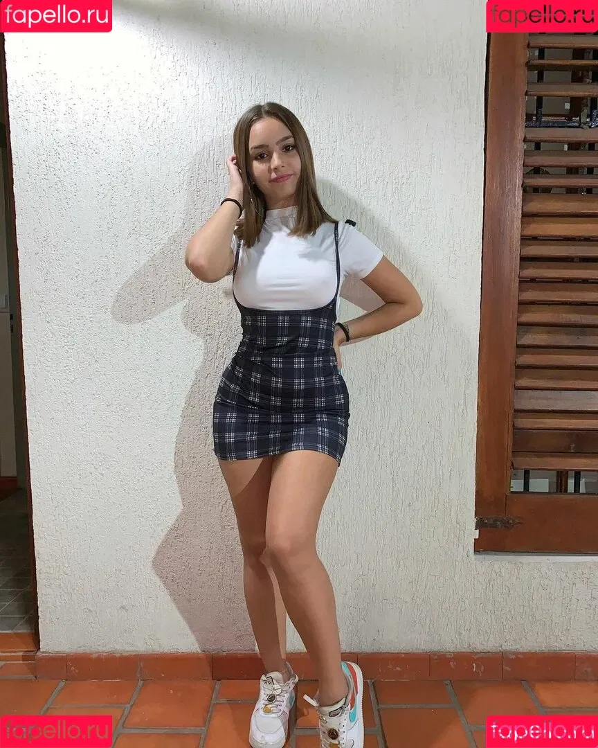 Camila Nerea Gonzalez Onlyfans Photo Gallery 