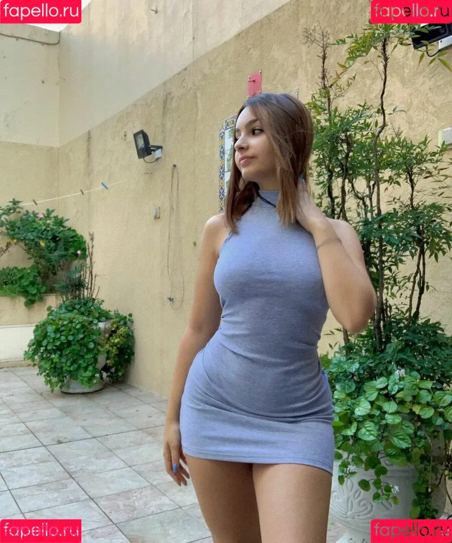 Camila Nerea Gonzalez Onlyfans Photo Gallery 