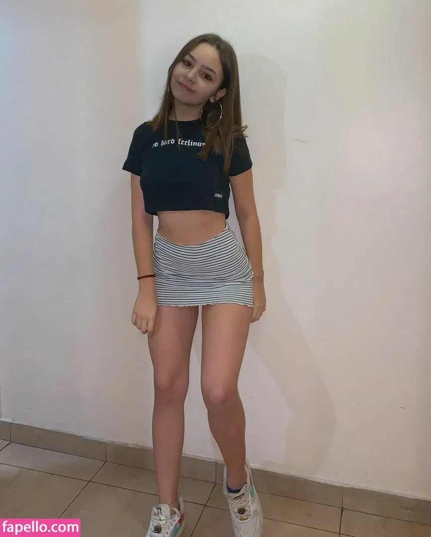 Camila Nerea Gonzalez Onlyfans Photo Gallery 