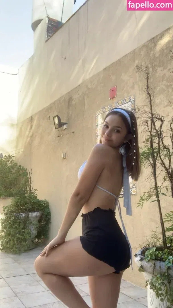 Camila Nerea Gonzalez Onlyfans Photo Gallery 