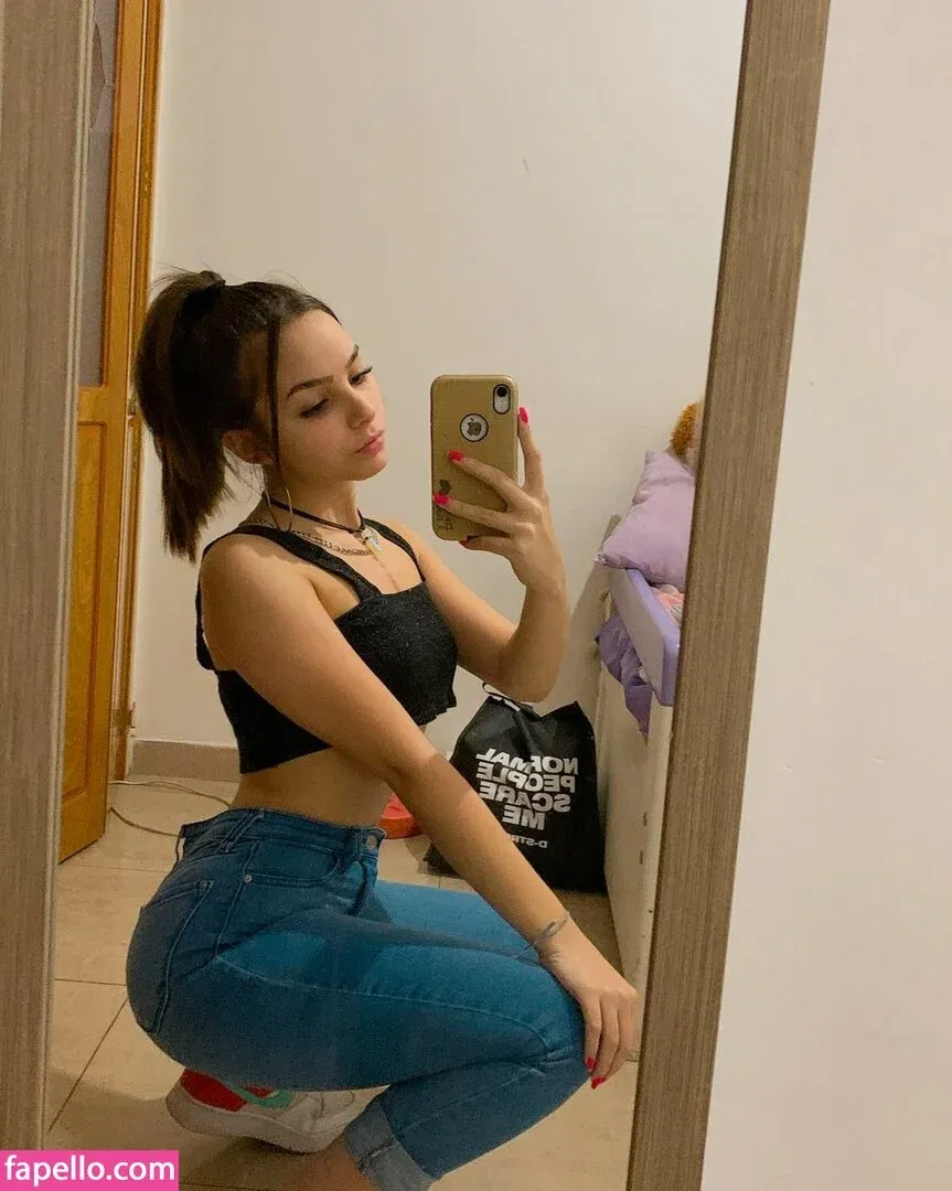 Camila Nerea Gonzalez Onlyfans Photo Gallery 