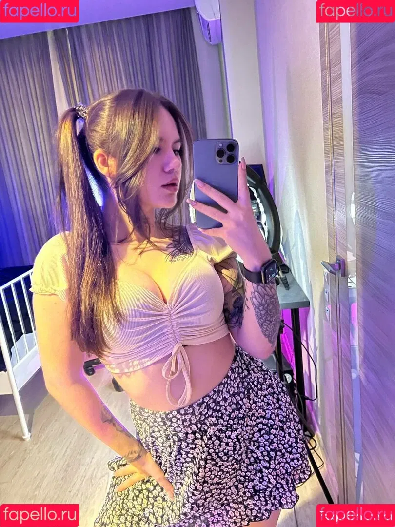 olesyaliberman Onlyfans Photo Gallery 
