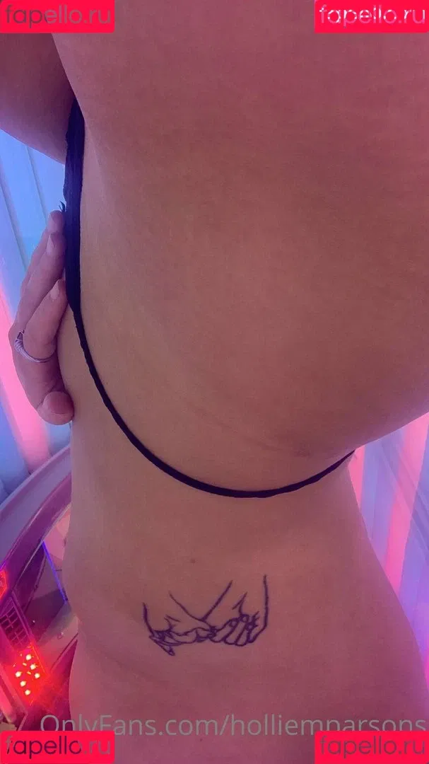 Hollie M Parsons Onlyfans Photo Gallery 