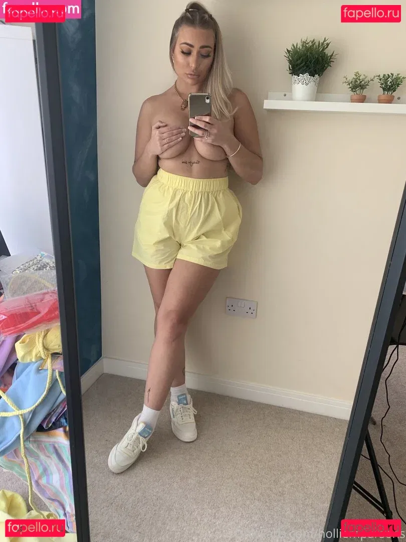 Hollie M Parsons Onlyfans Photo Gallery 
