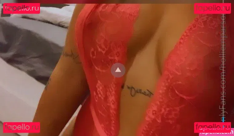 Hollie M Parsons Onlyfans Photo Gallery 