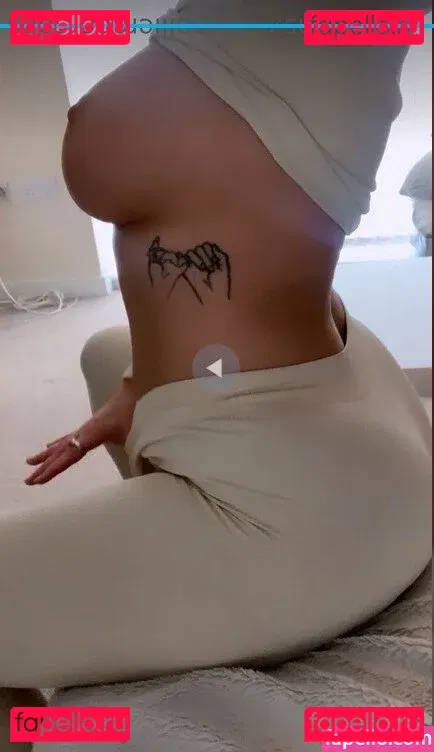 Hollie M Parsons Onlyfans Photo Gallery 