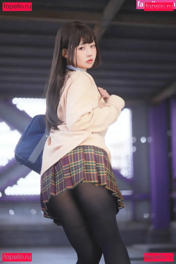 Kogane Akino Onlyfans Photo Gallery 