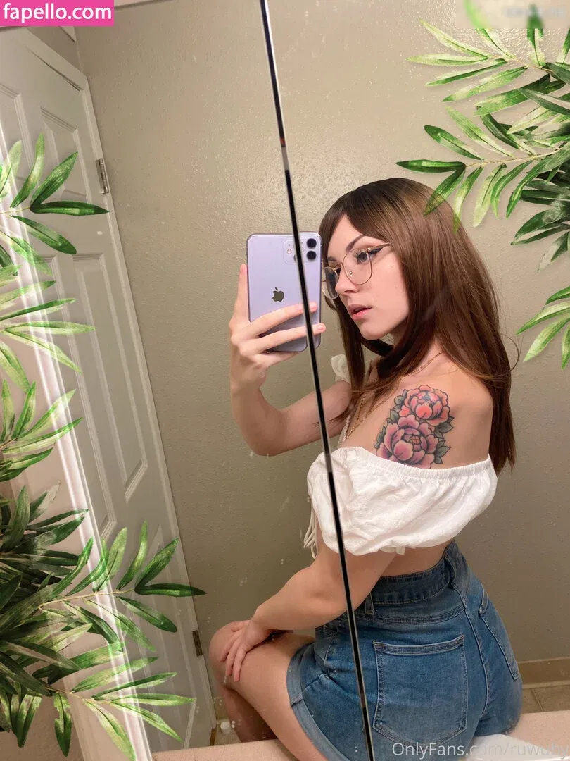 ruwuby Onlyfans Photo Gallery 