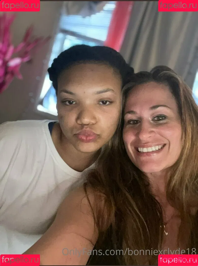 bonniexclyde18 Onlyfans Photo Gallery 