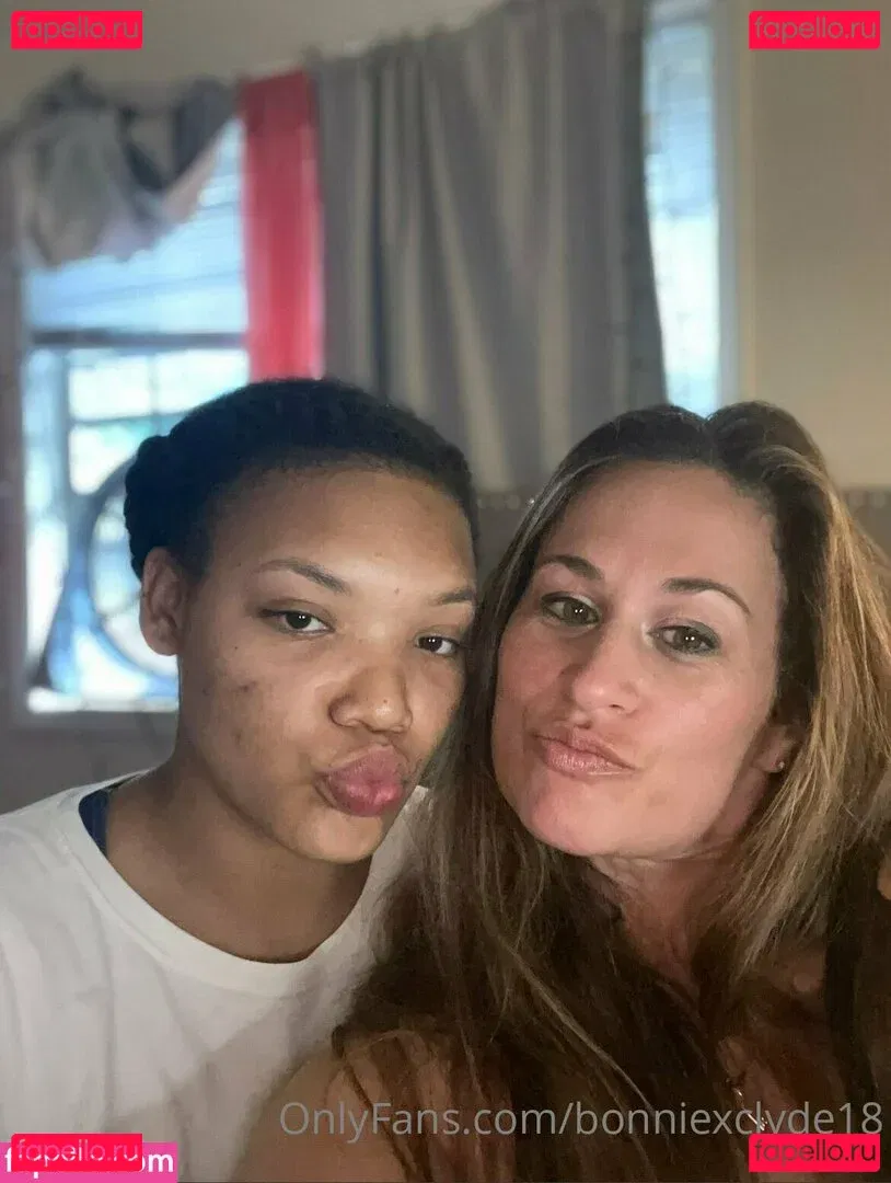 bonniexclyde18 Onlyfans Photo Gallery 