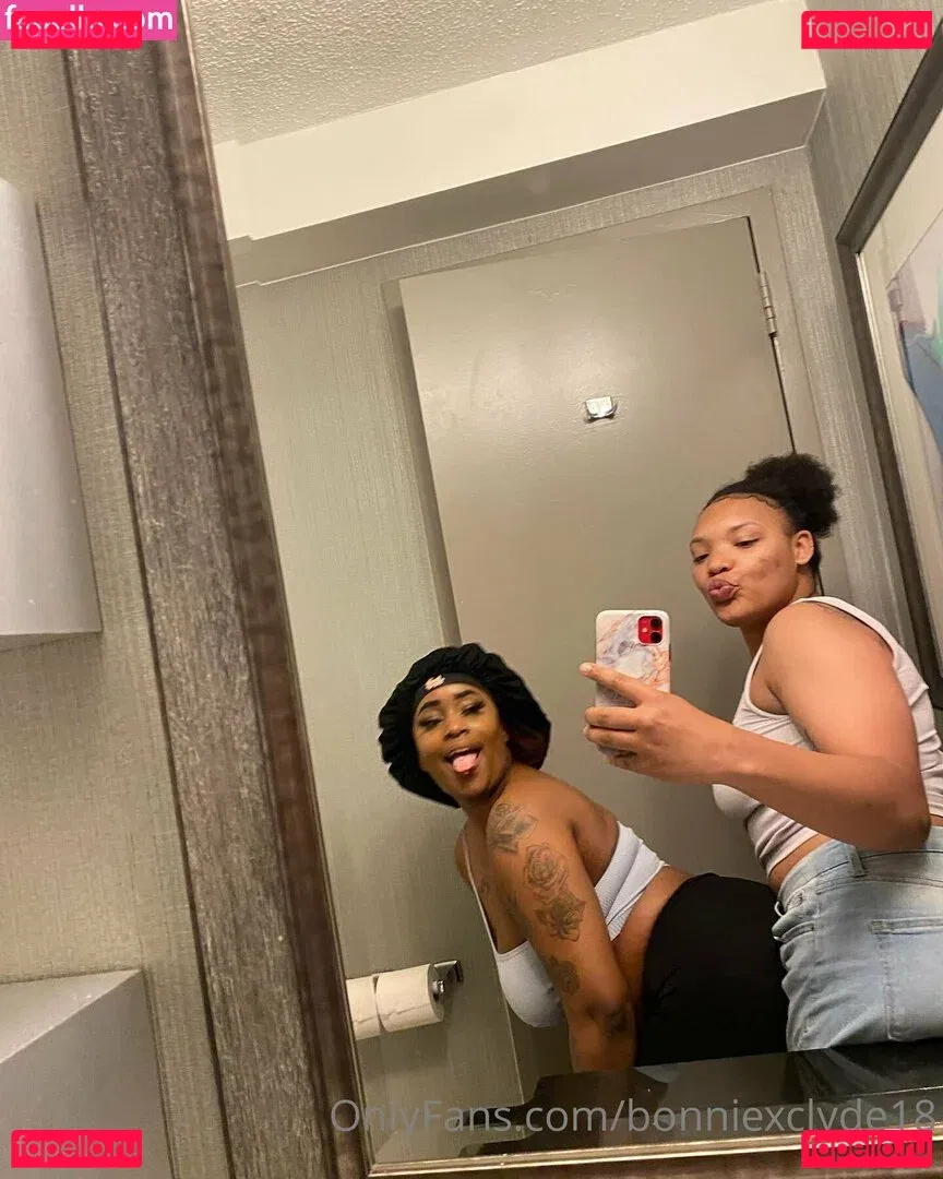 bonniexclyde18 Onlyfans Photo Gallery 