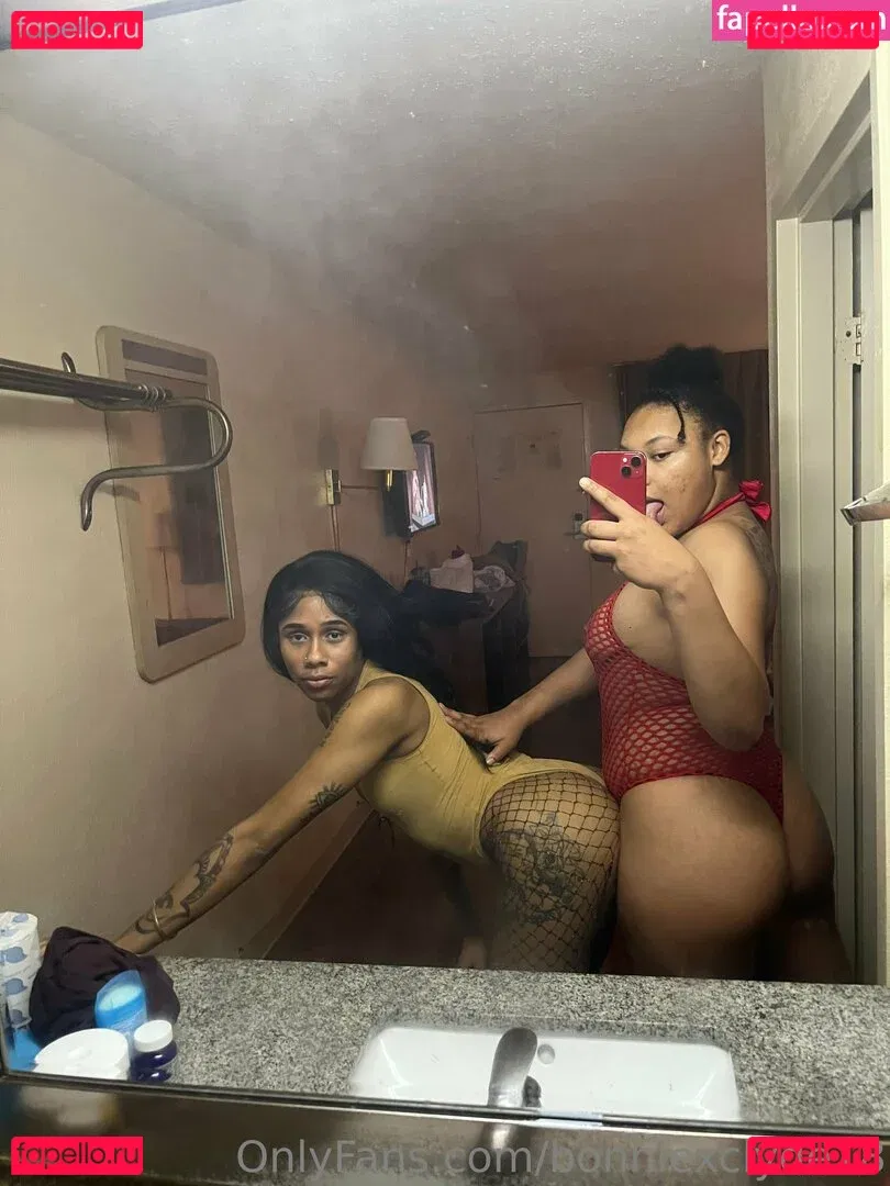 bonniexclyde18 Onlyfans Photo Gallery 