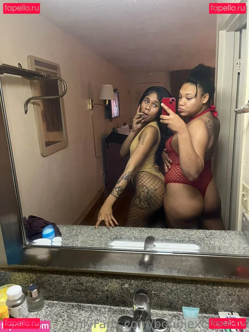 bonniexclyde18 Onlyfans Photo Gallery 