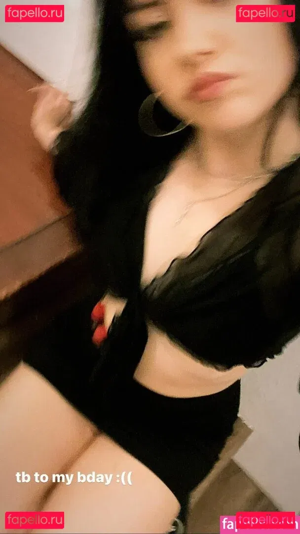 tewzday Onlyfans Photo Gallery 