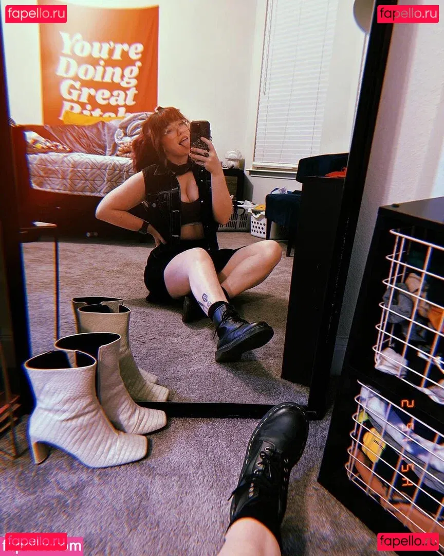 Koolysmiley Onlyfans Photo Gallery 