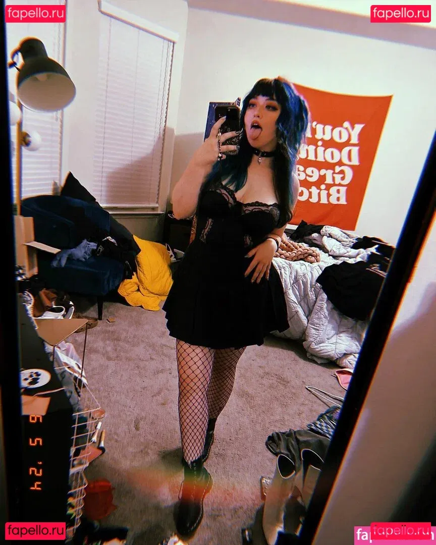 Koolysmiley Onlyfans Photo Gallery 