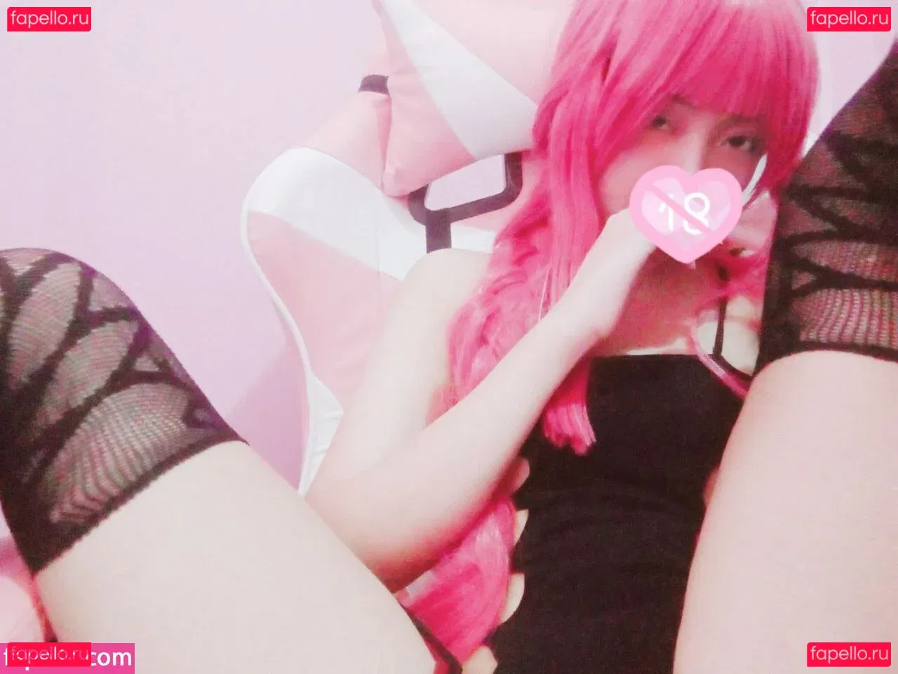 eimiruwu Onlyfans Photo Gallery 