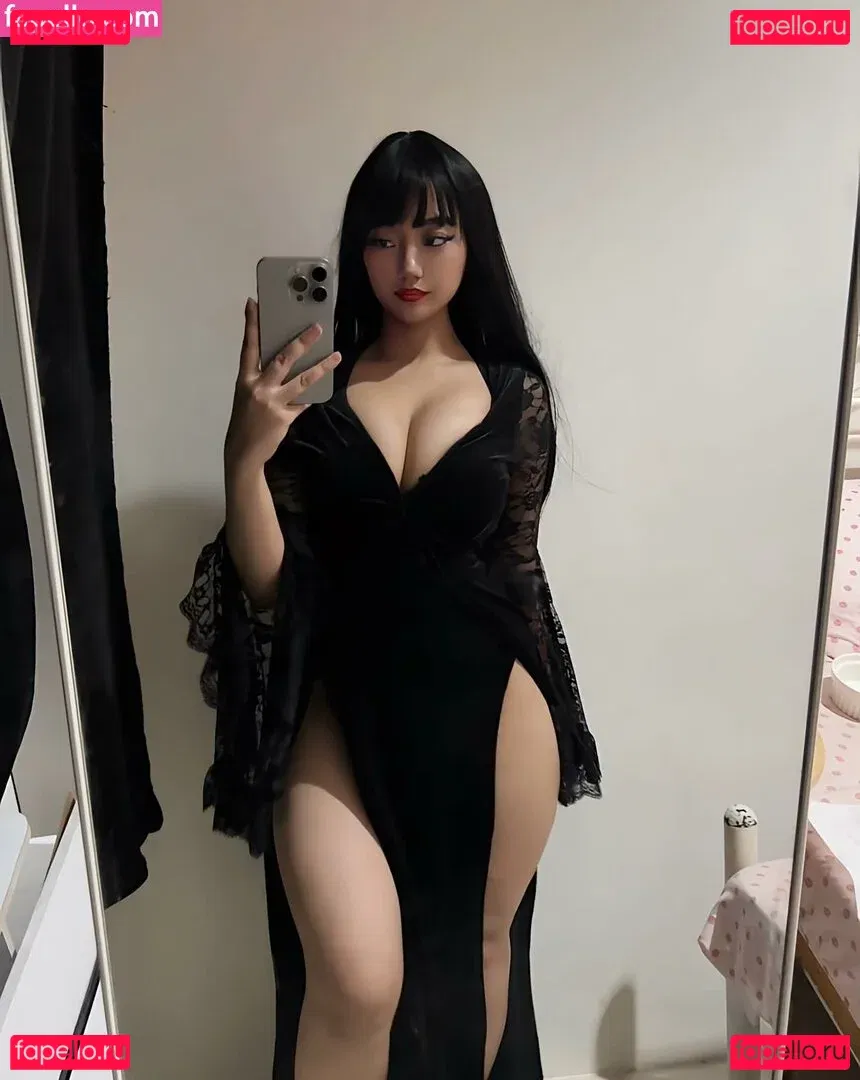 eimiruwu Onlyfans Photo Gallery 