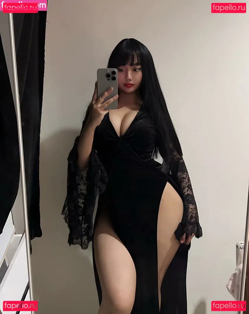 eimiruwu Onlyfans Photo Gallery 