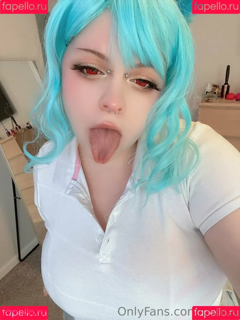 ushiss Onlyfans Photo Gallery 