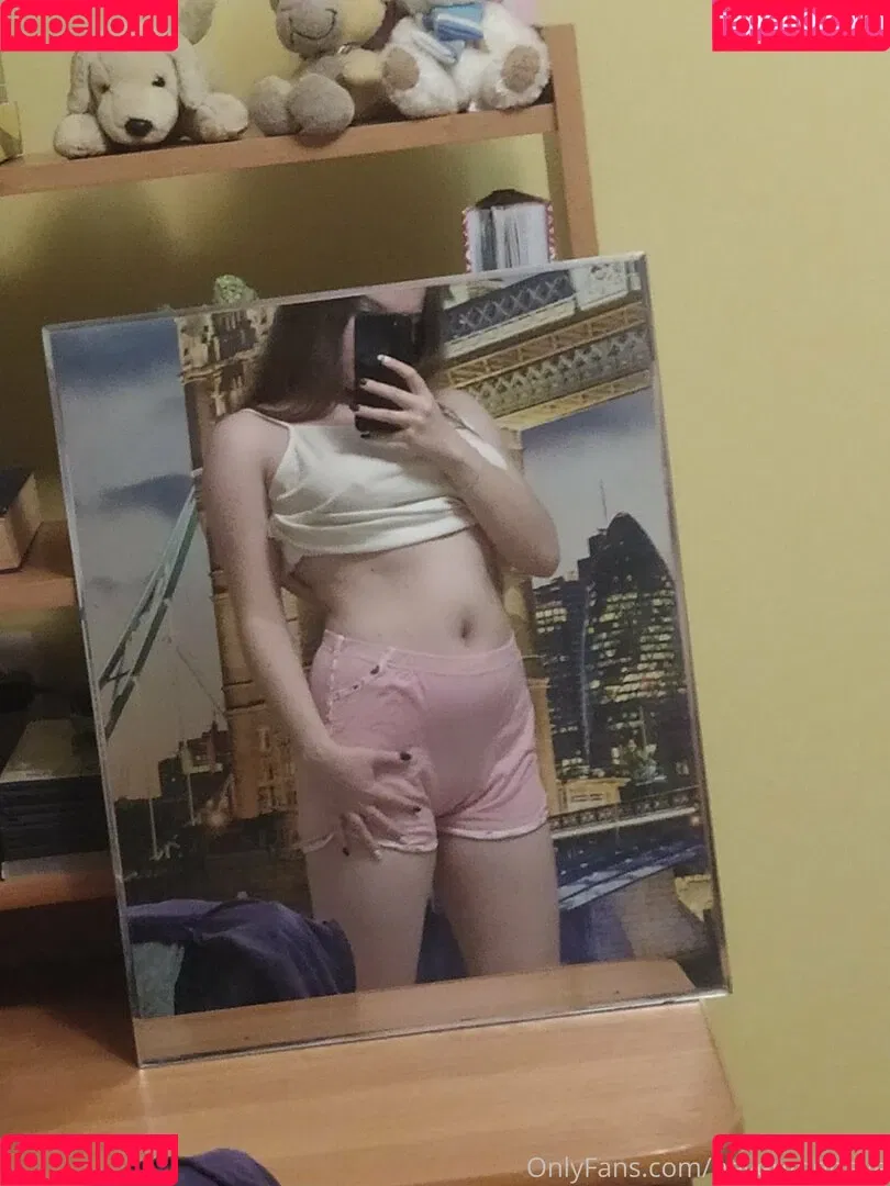 nevergonnalie Onlyfans Photo Gallery 