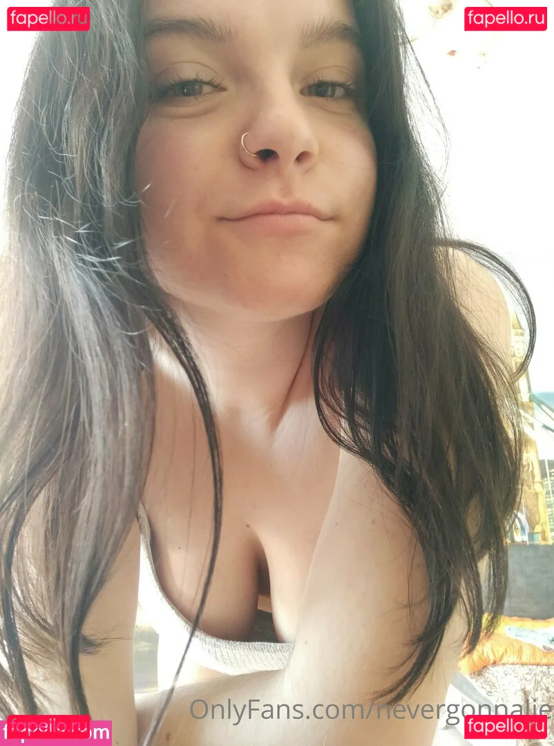 nevergonnalie Onlyfans Photo Gallery 