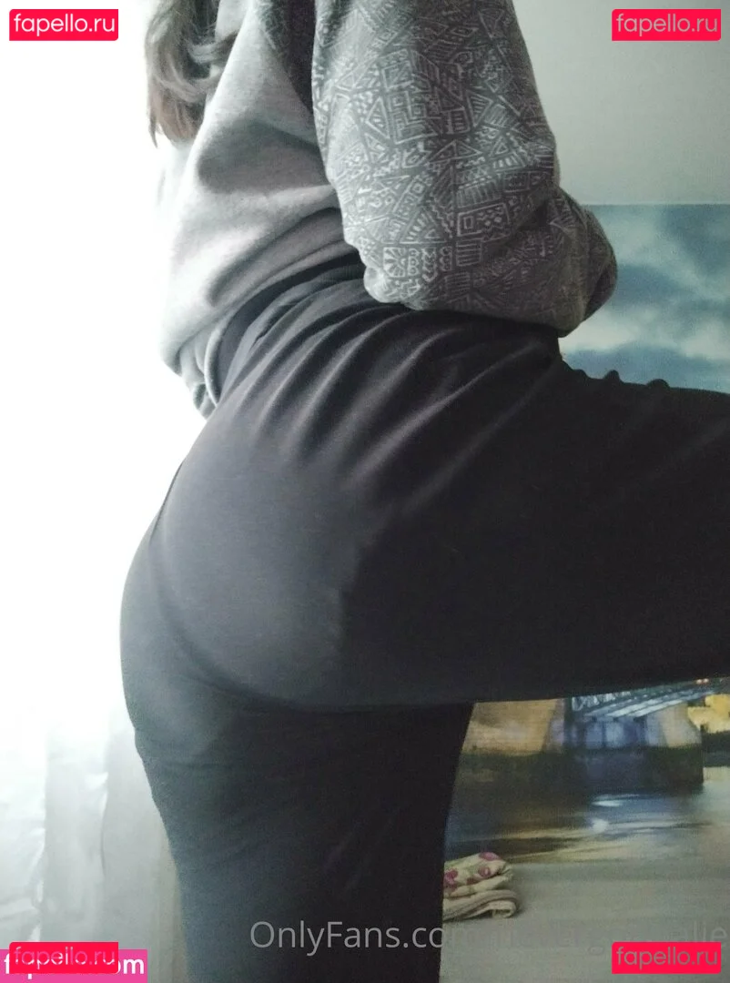 nevergonnalie Onlyfans Photo Gallery 