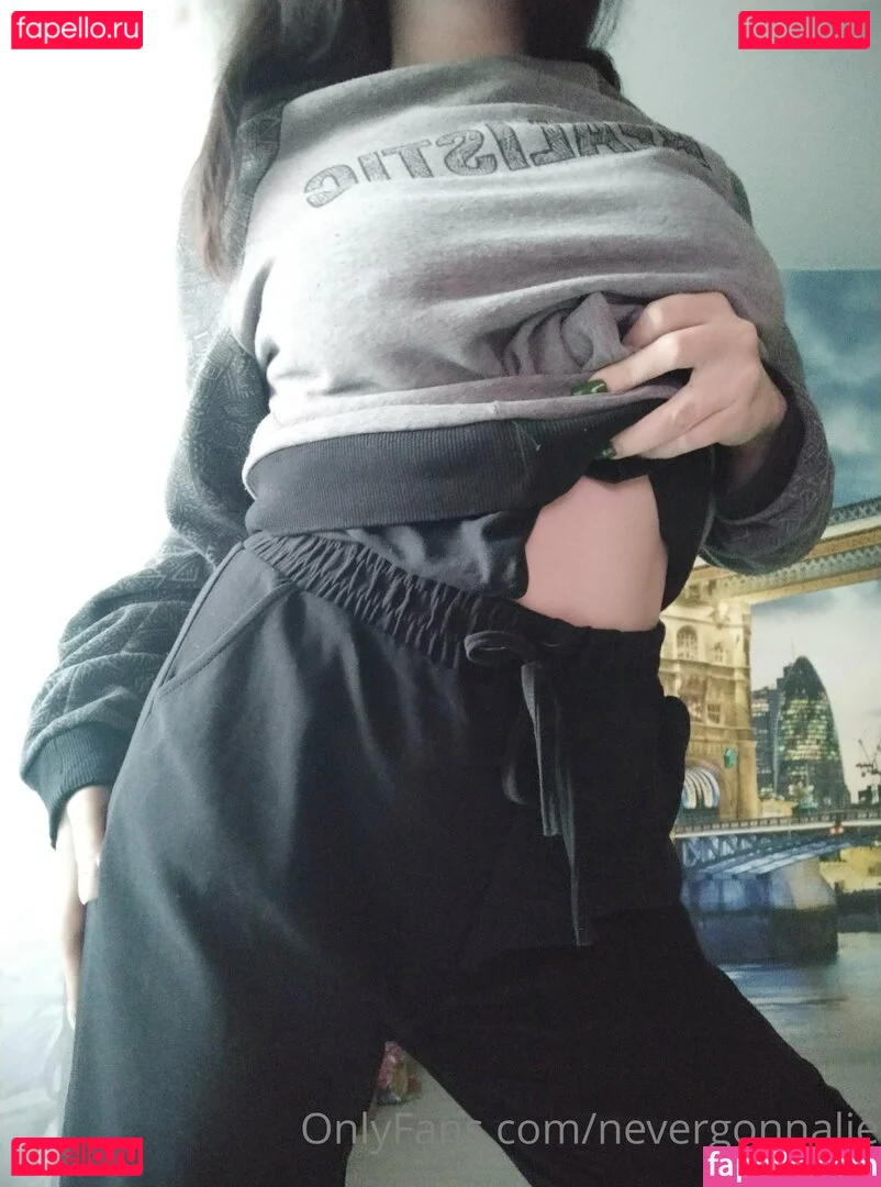 nevergonnalie Onlyfans Photo Gallery 