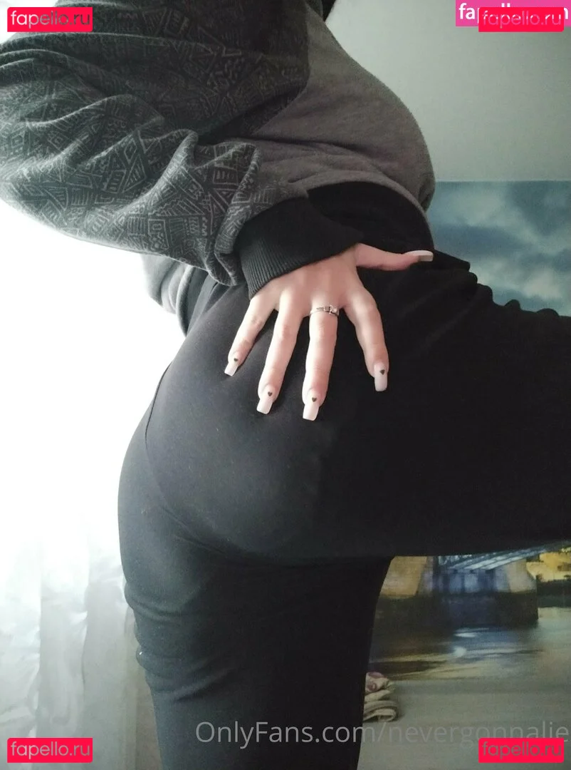 nevergonnalie Onlyfans Photo Gallery 