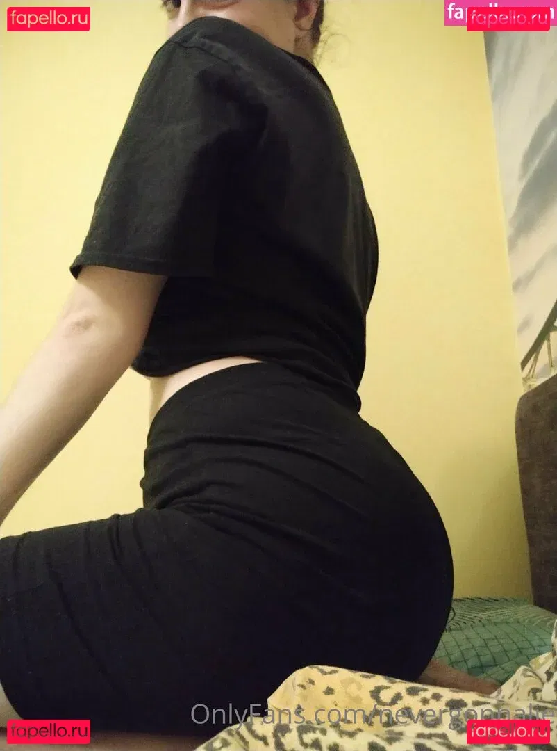 nevergonnalie Onlyfans Photo Gallery 