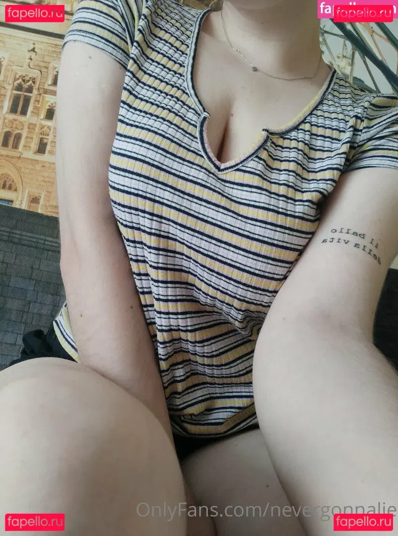 nevergonnalie Onlyfans Photo Gallery 