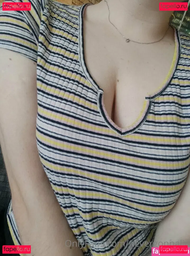 nevergonnalie Onlyfans Photo Gallery 