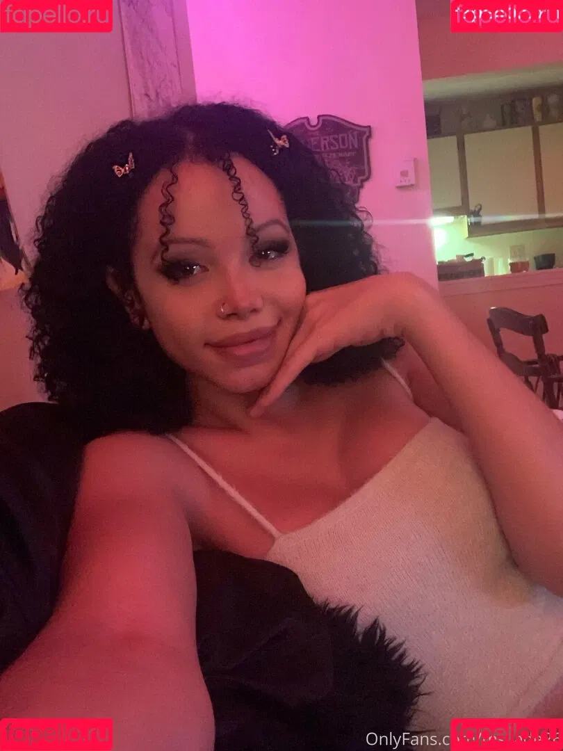 ms.jade26 Onlyfans Photo Gallery 