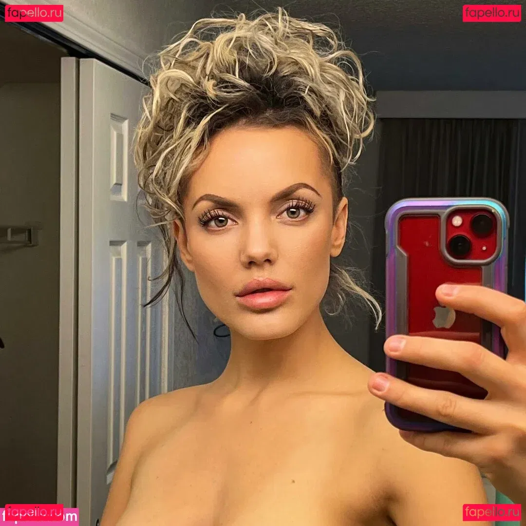 Thea Ulrich Onlyfans Photo Gallery 