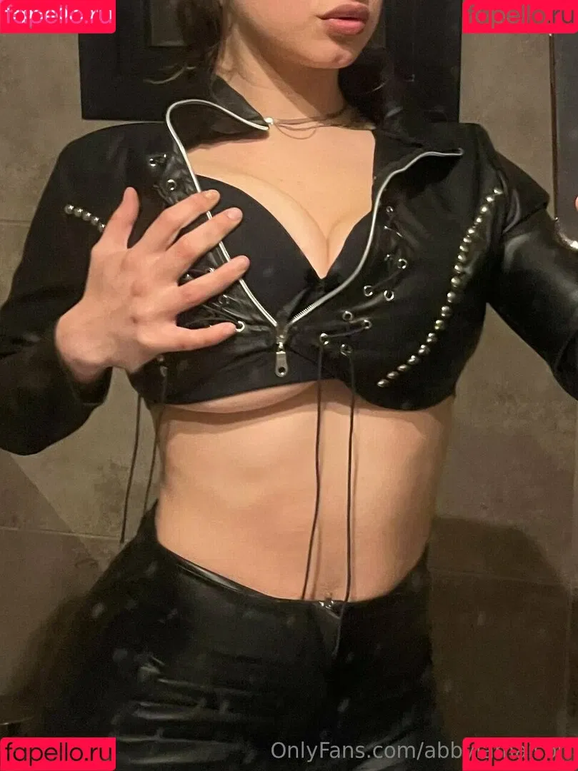 Abbylamaison Onlyfans Photo Gallery 
