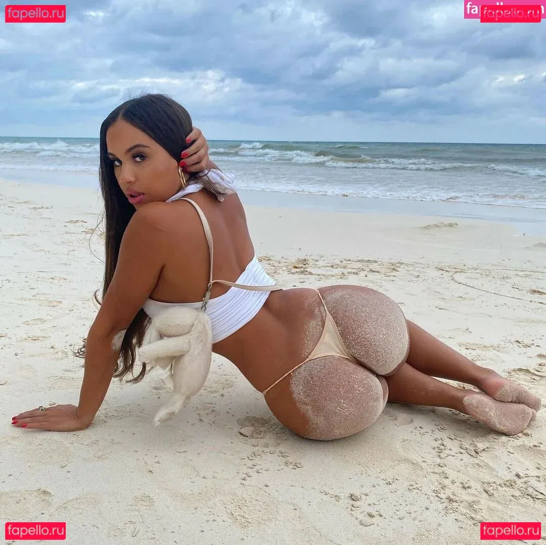 Chey Anderson Onlyfans Photo Gallery 