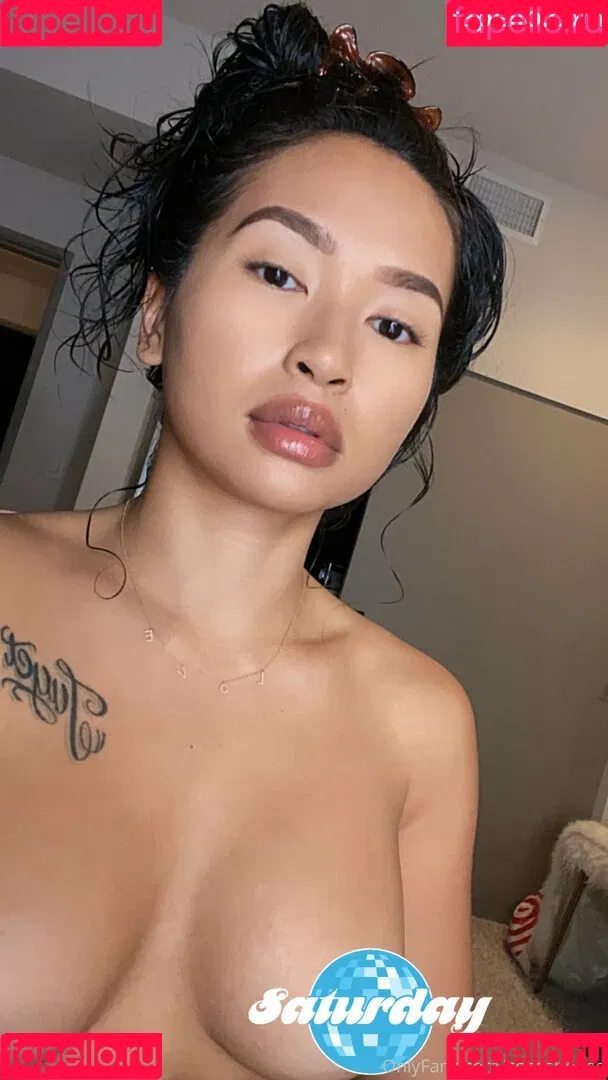 ginavhuynh Onlyfans Photo Gallery 