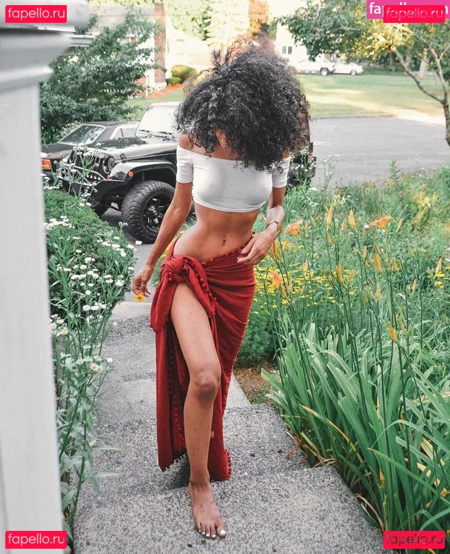 Jaye Carrero Onlyfans Photo Gallery 