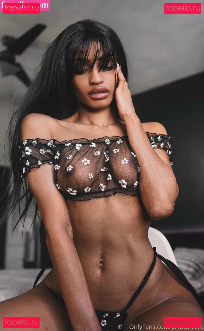 Jaye Carrero Onlyfans Photo Gallery 