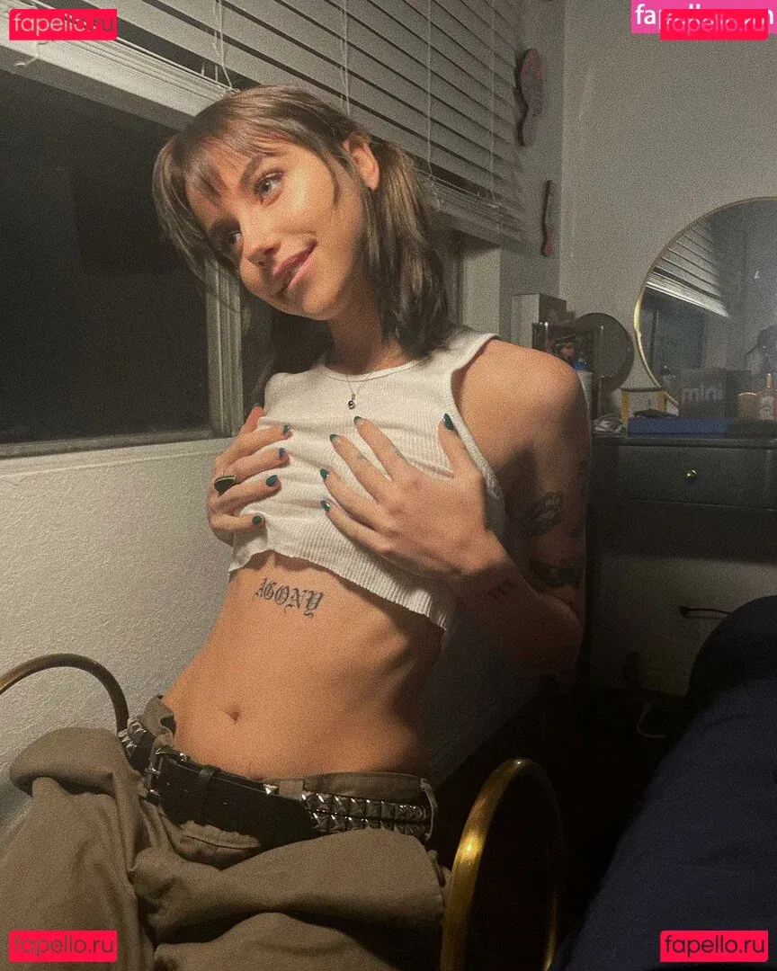 yungairass Onlyfans Photo Gallery 