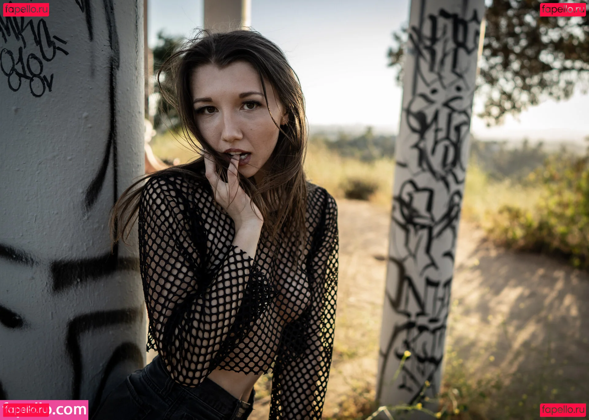 Maya Woulfe Onlyfans Photo Gallery 