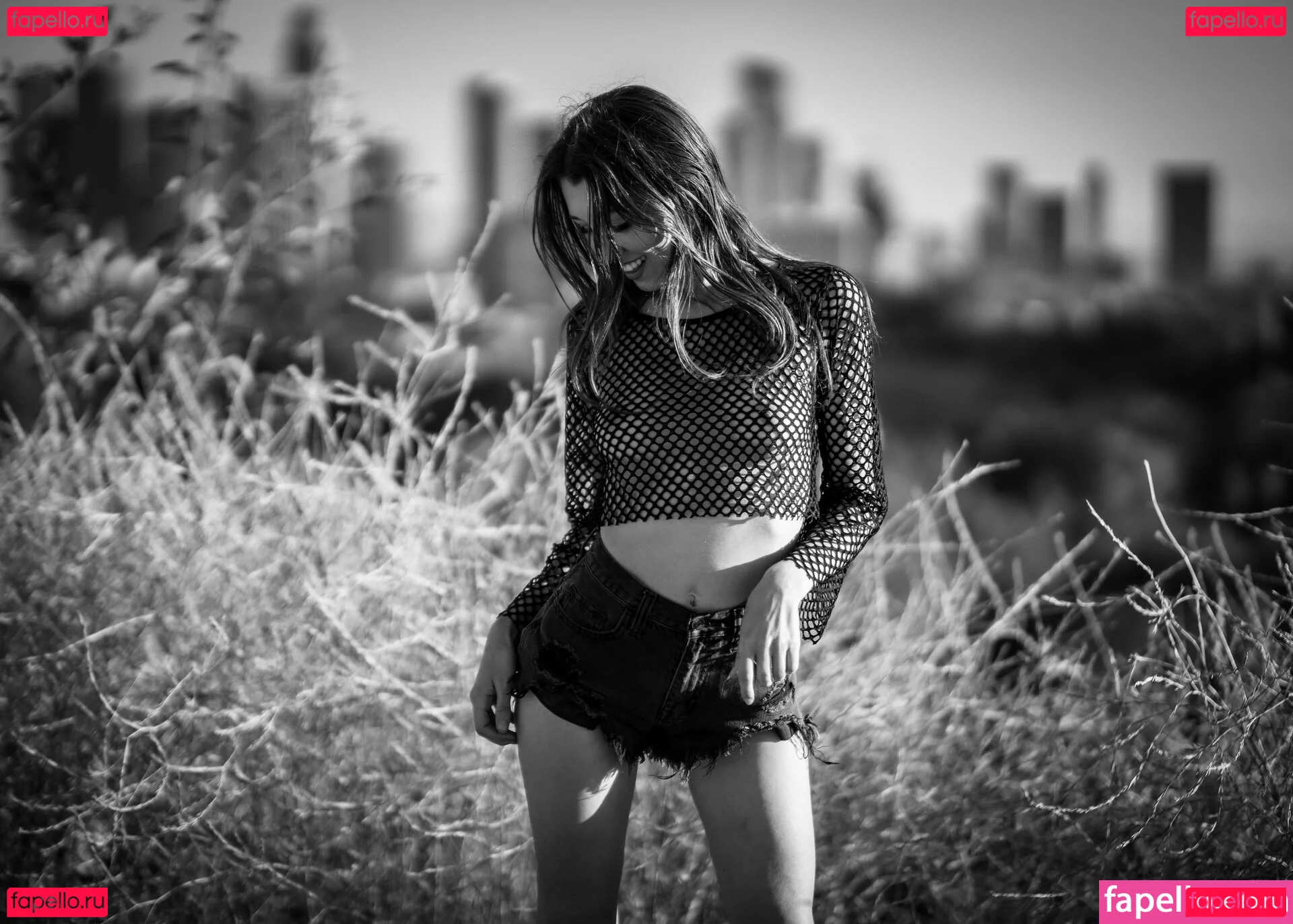 Maya Woulfe Onlyfans Photo Gallery 