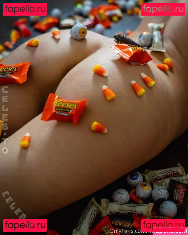 Maya Woulfe Onlyfans Photo Gallery 