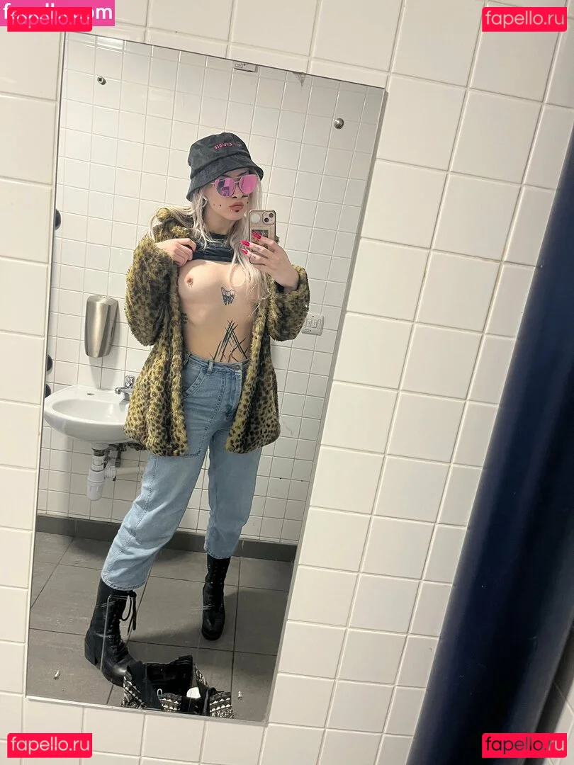 fullmetalvenus Onlyfans Photo Gallery 