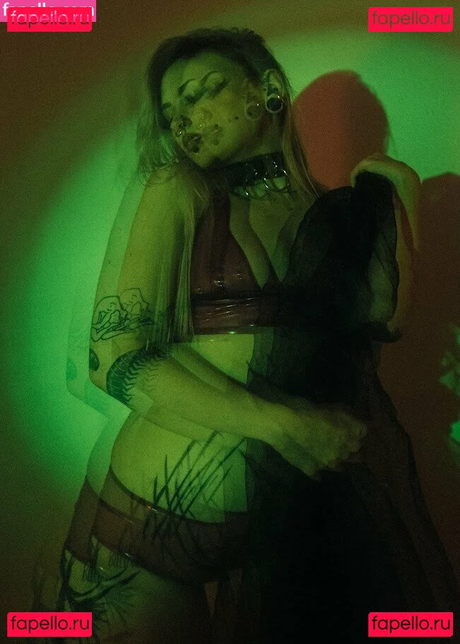 fullmetalvenus Onlyfans Photo Gallery 