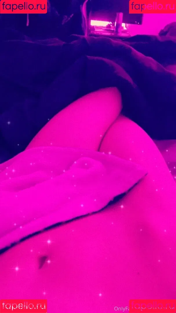 skylaredm Onlyfans Photo Gallery 